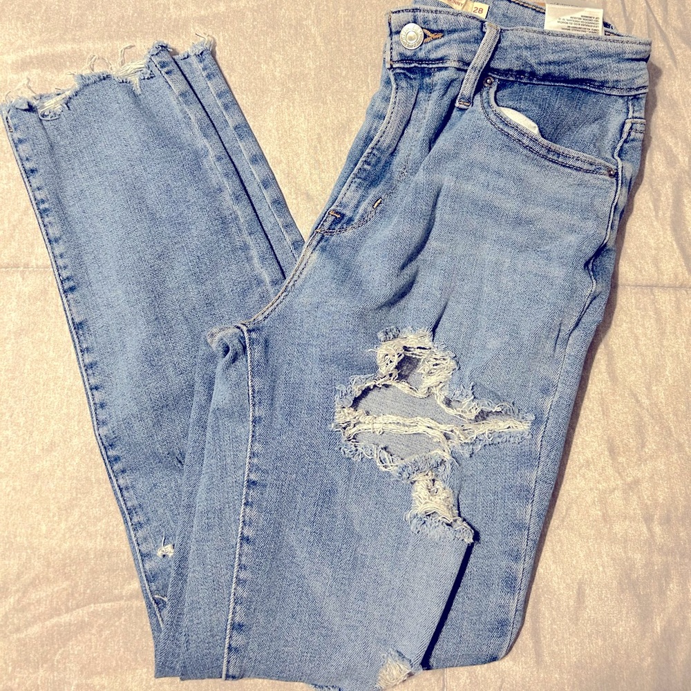 High rise Levi’s